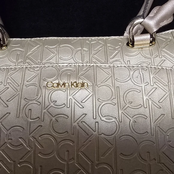 Calvin Klein Gold Embossed Tote Bag - Picture 3 of 7